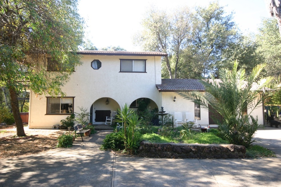 3171 Lawrence Rd, Redding, CA 96002 - photo 1