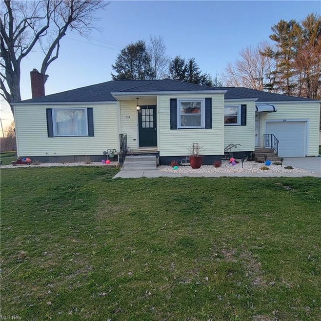 228 Salem St, Conneaut, OH 44030 - photo 1