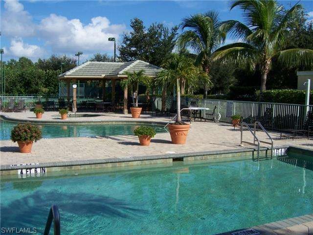 Community pool
