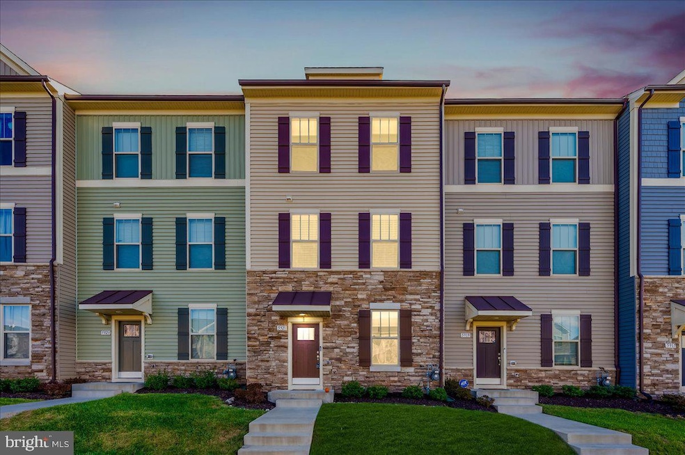 5921 Garden Walk Dr, Frederick, MD 21703 - photo 1