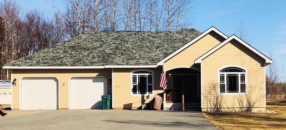 1044 E. Ashwood Lp