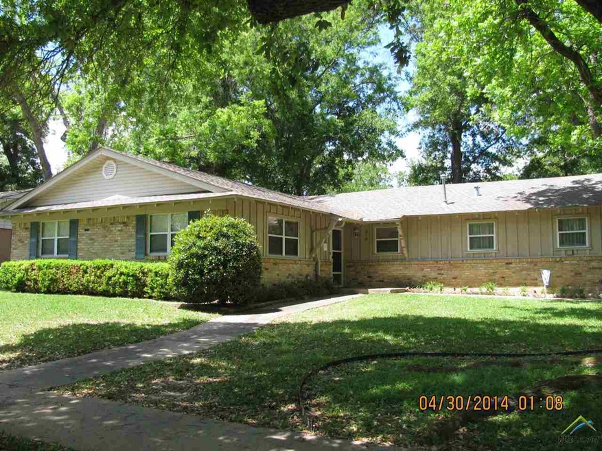 316 Ridgecrest Dr, Tyler, TX 75701 - photo 1