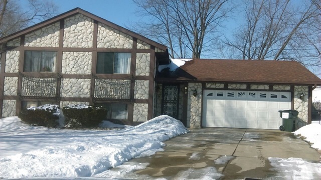 610 Willow Ct, Waukegan, IL 60085 - photo 1