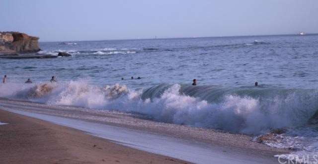 Minutes to World Famous Laguna Beach!
