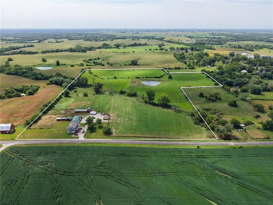 809 Locust St, Ridgeway, MO 64481 - photo 1