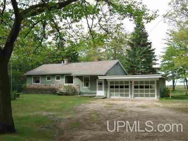 8227 Garth Point Ln, Rapid River, MI 49878 - photo 1