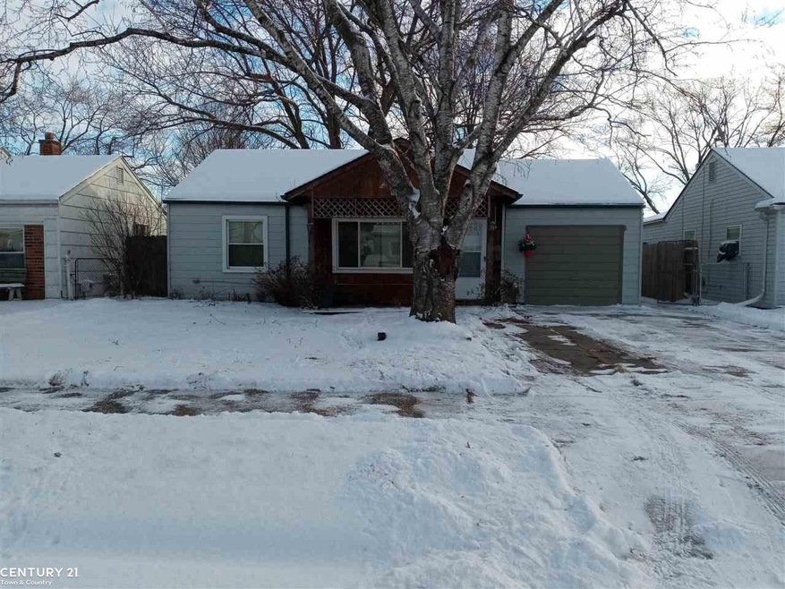 26580 Nagel St, Roseville, MI 48066 - photo 1