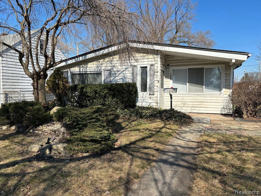 1333 E George Ave, Hazel Park, MI 48030 - photo 1