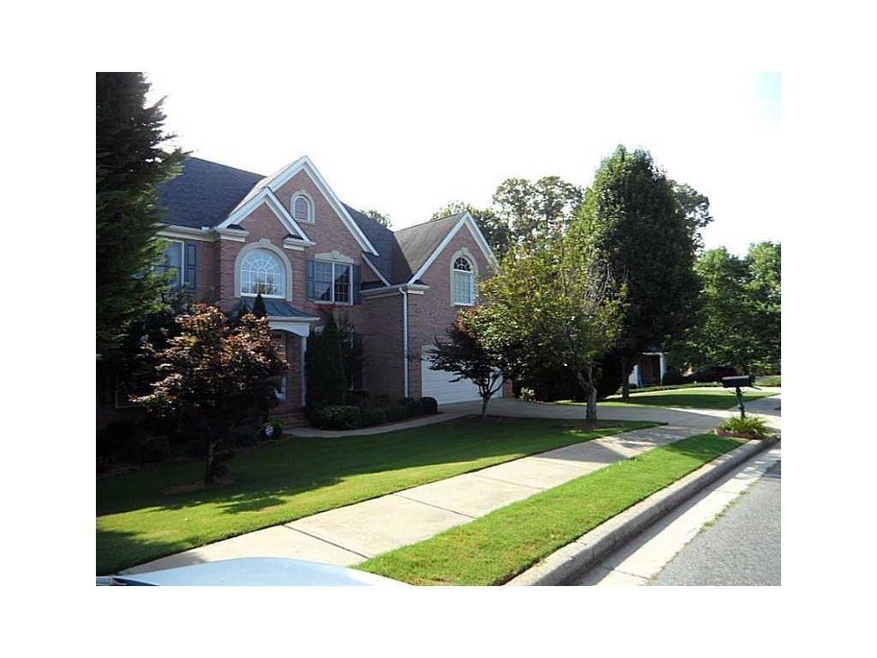 12521 Huntington Trace Ln, Alpharetta, GA 30005 - photo 1