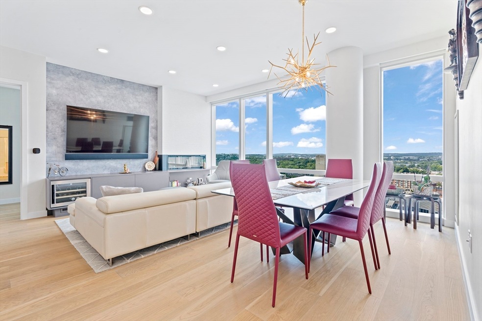 188 Brookline Ave unit 19E, Boston, MA 02215 - photo 1