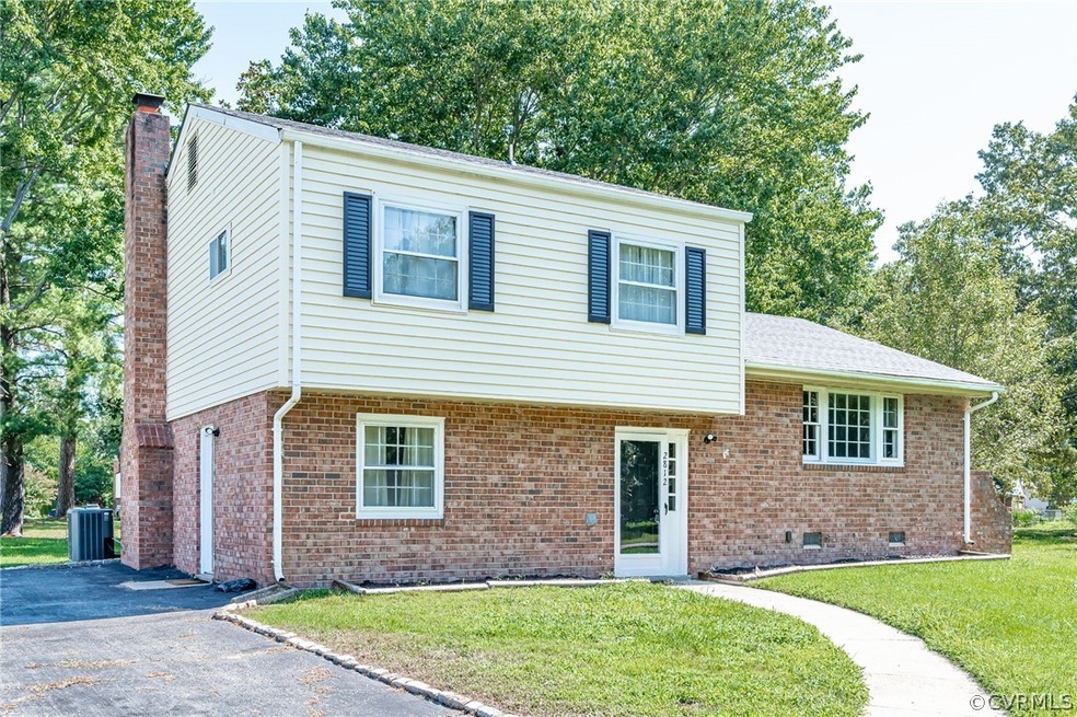 Welcome to 
2812 Lito Road