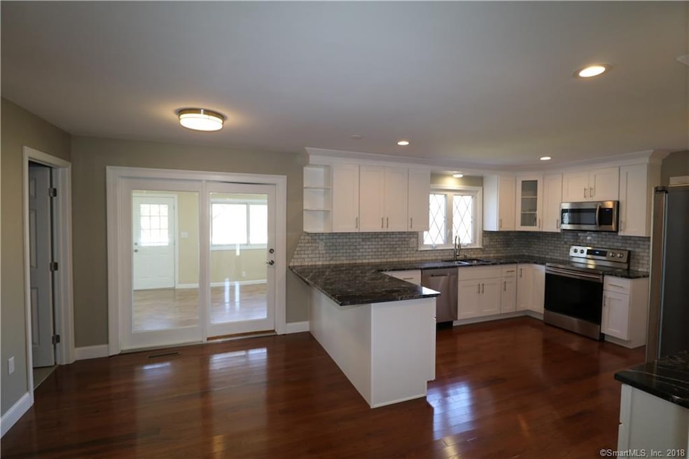 143 Hang Dog Ln, Wethersfield, CT 06109 - photo 1