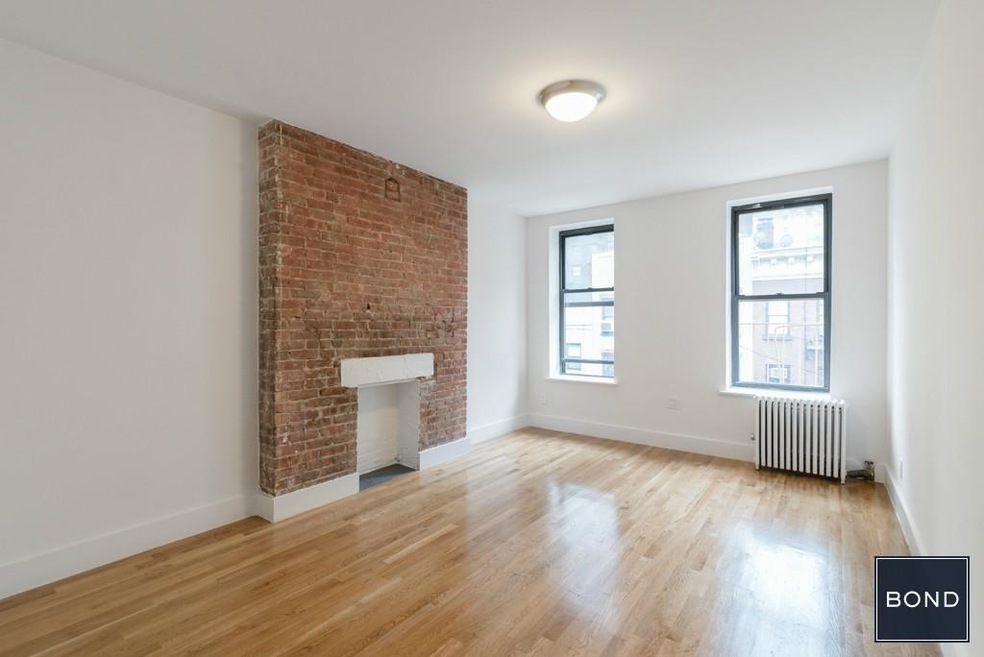 239 E 24th St unit 16, New York, NY 10010 - photo 1