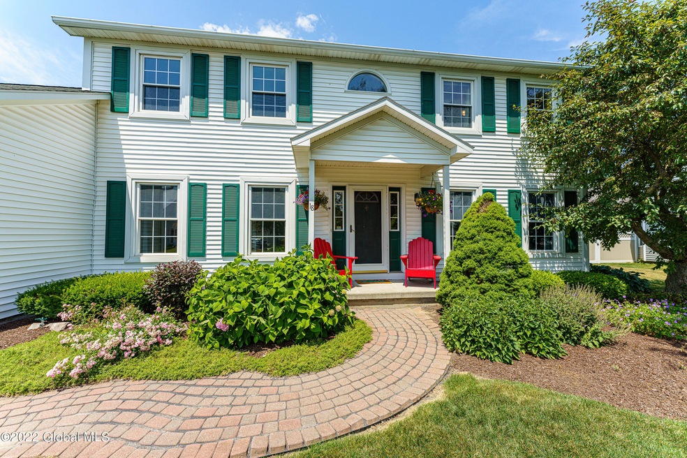 18 Cimarron Way, Latham, NY 12110 - photo 1