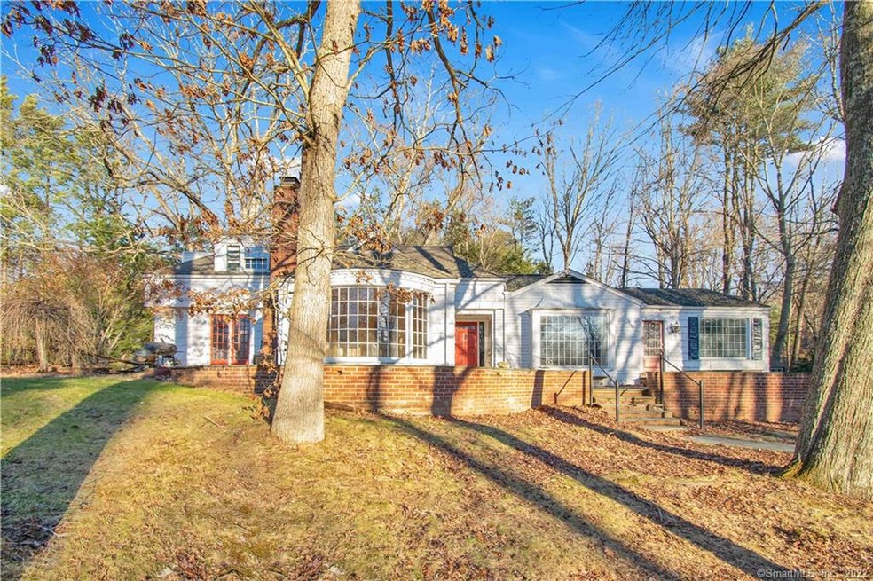 1 Charcoal Hill Rd, Westport, CT 06880 - photo 1