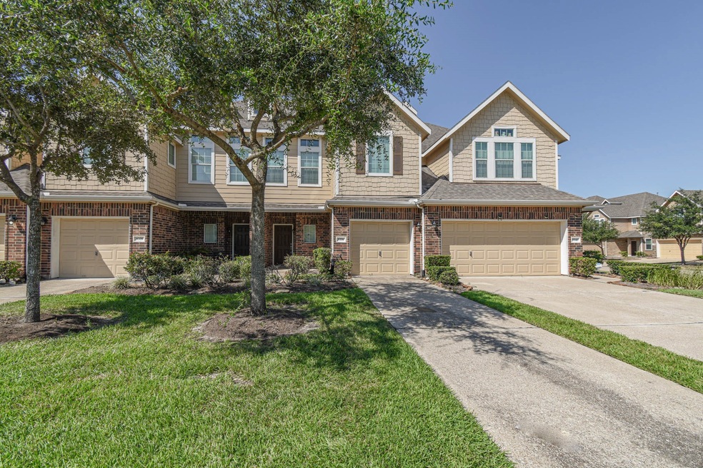 8339 Lamond Ln, Houston, TX 77095 - photo 1