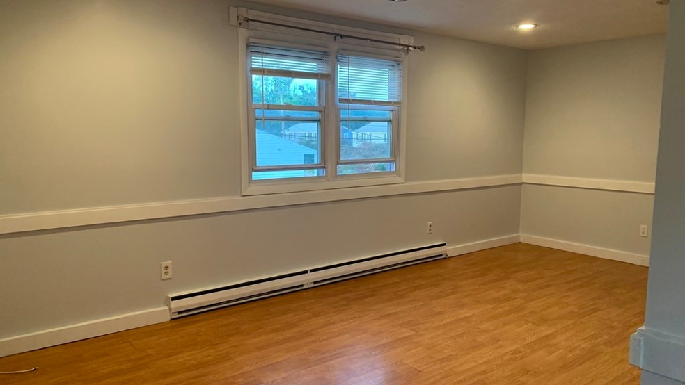 19 Elmwood Park unit 4, Quincy, MA 02170 - photo 1