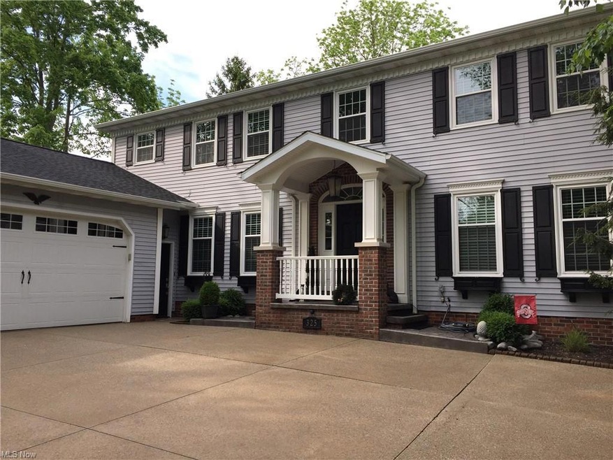 325 E Pioneer Trail, Aurora, OH 44202 - photo 1