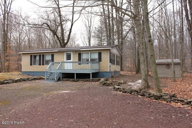 19 Windsor Ln, Hawley, PA 18428 - photo 1