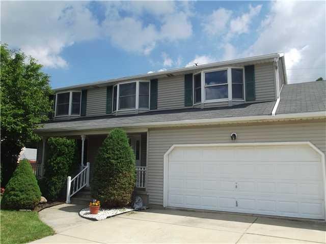 575 Homestead Dr, North Tonawanda, NY 14120 - photo 1