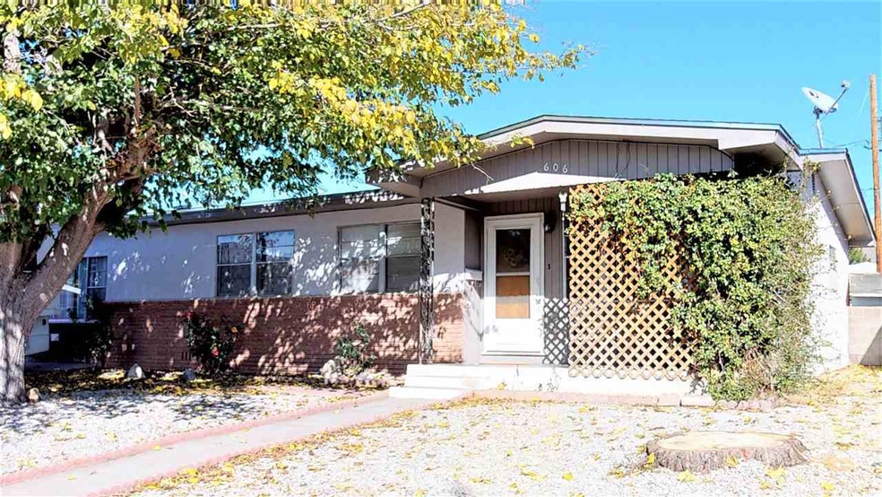 606 Monroe Ave, Alamogordo, NM 88310 - photo 1