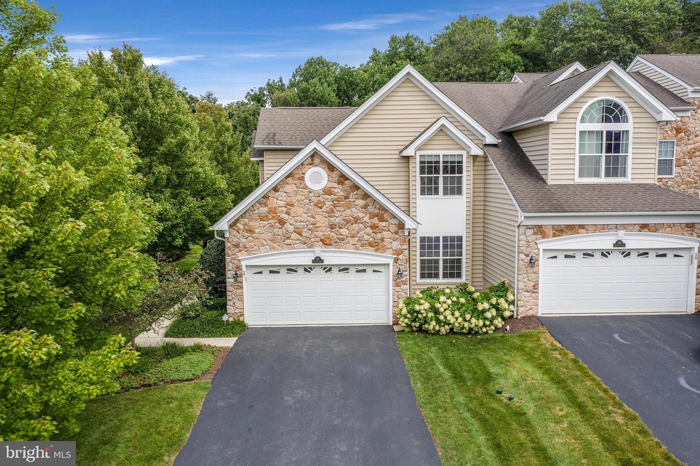 27 Sagewood Dr unit 912, Malvern, PA 19355 - photo 1