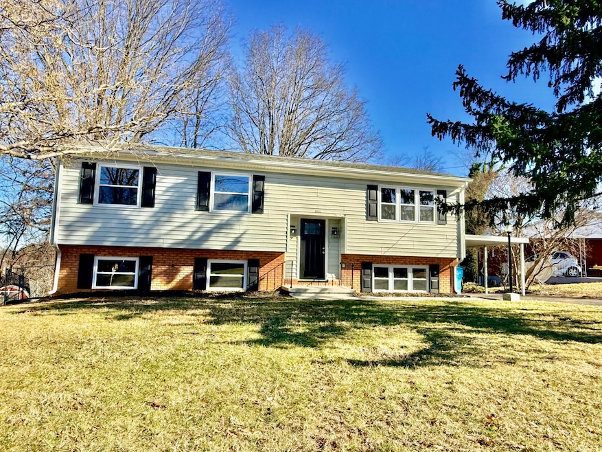 For Sale $259,950 • Co-Listing Agent