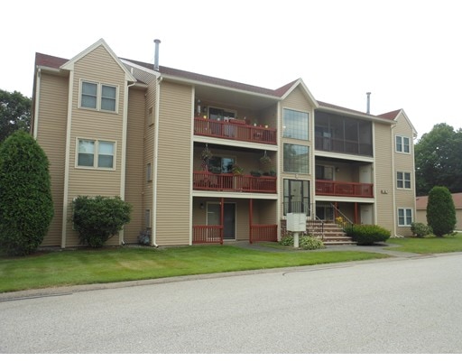 26 Randolph Dr unit 26, Tewksbury, MA 01876 - photo 1