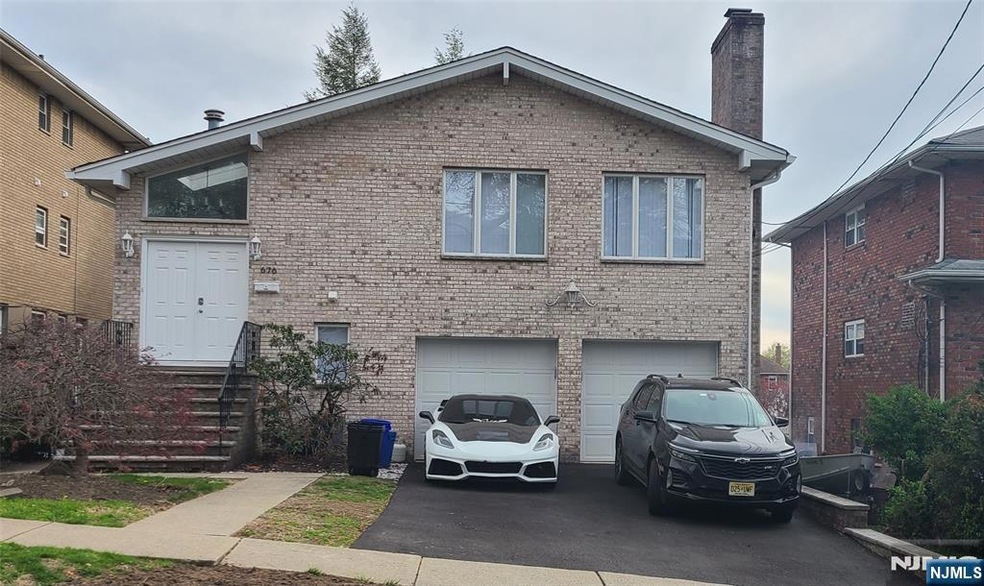 676 Day Ave unit 2, Ridgefield, NJ 07657 - photo 1