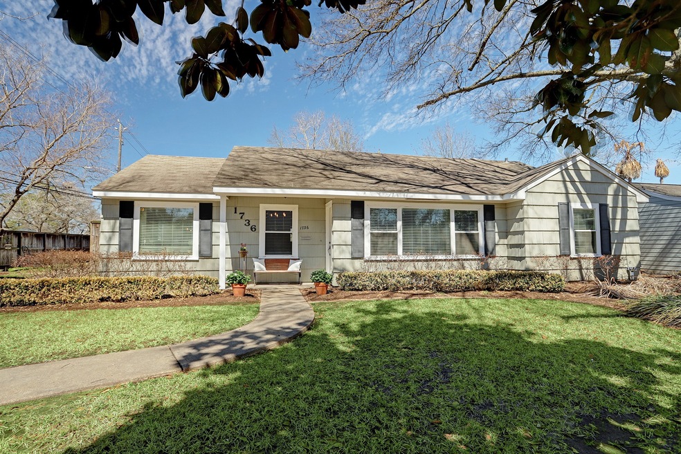 1736 Libbey Dr, Houston, TX 77018 - photo 1