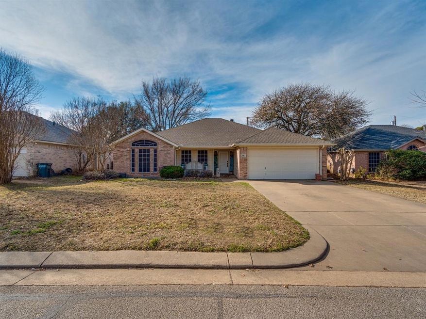 310 Comanche Walk, Joshua, TX 76058 - photo 1