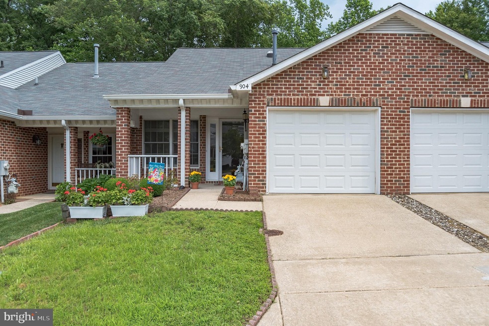 904 Beacon Way, Annapolis, MD 21401 - photo 1