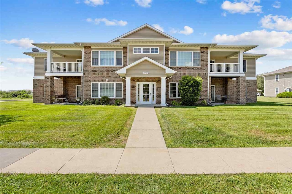 For Sale $172,000 • Co-Listing Agent