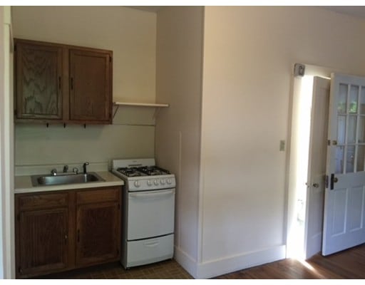 151 Intervale St unit rear, Quincy, MA 02169 - photo 1