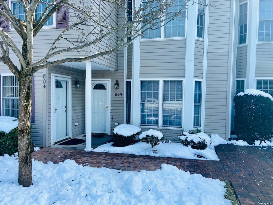 Sold $605,000 • Co-Listing Agent