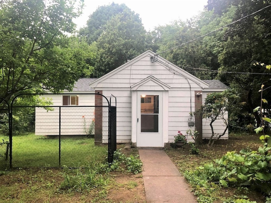 14 Rodgers Cir unit REAR, North Reading, MA 01864 - photo 1