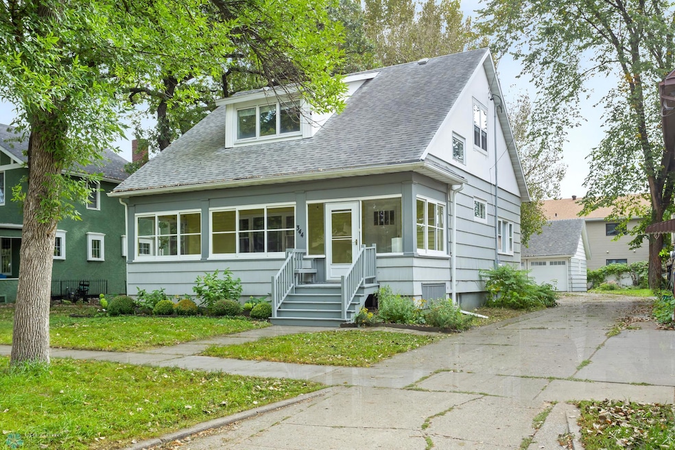 344 9th Ave S, Fargo, ND 58103 - photo 1