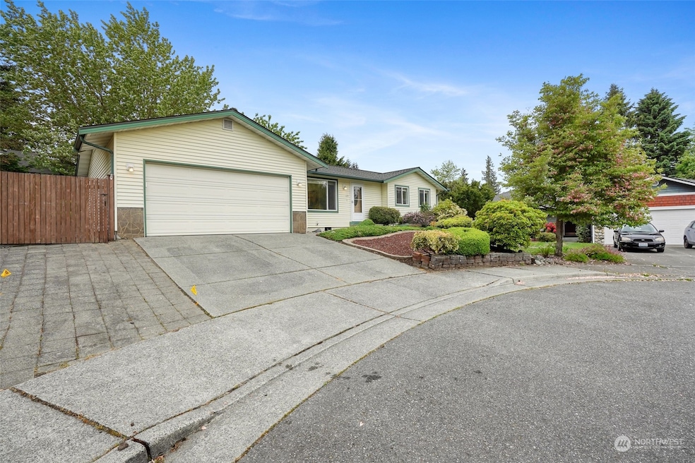 125 75th St SW, Everett, WA 98203 - photo 1