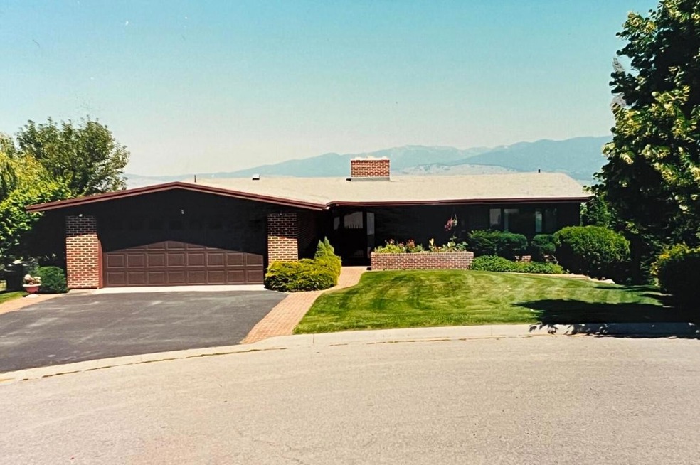 Sold • Co-Listing Agent