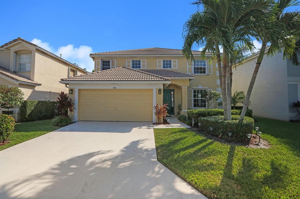 458 Woodview Circle