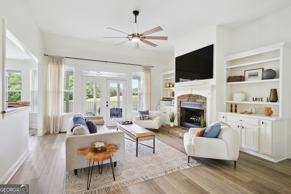 524 Forrest Ave, Fayetteville, GA 30214 - photo 1