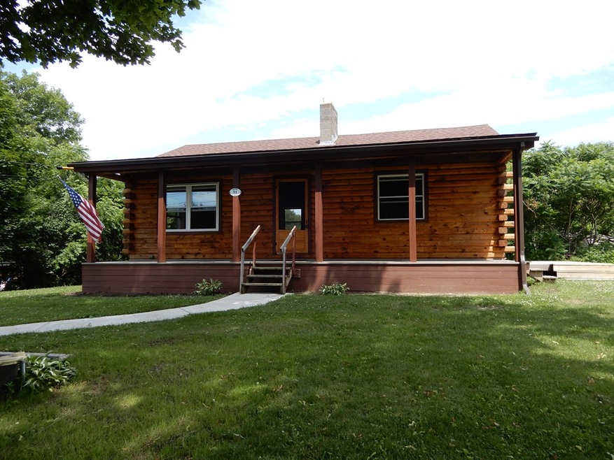 94 Paxton Rd, Spencer, MA 01562 - photo 1