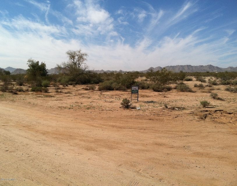 10 Acres Ruby Rd sign