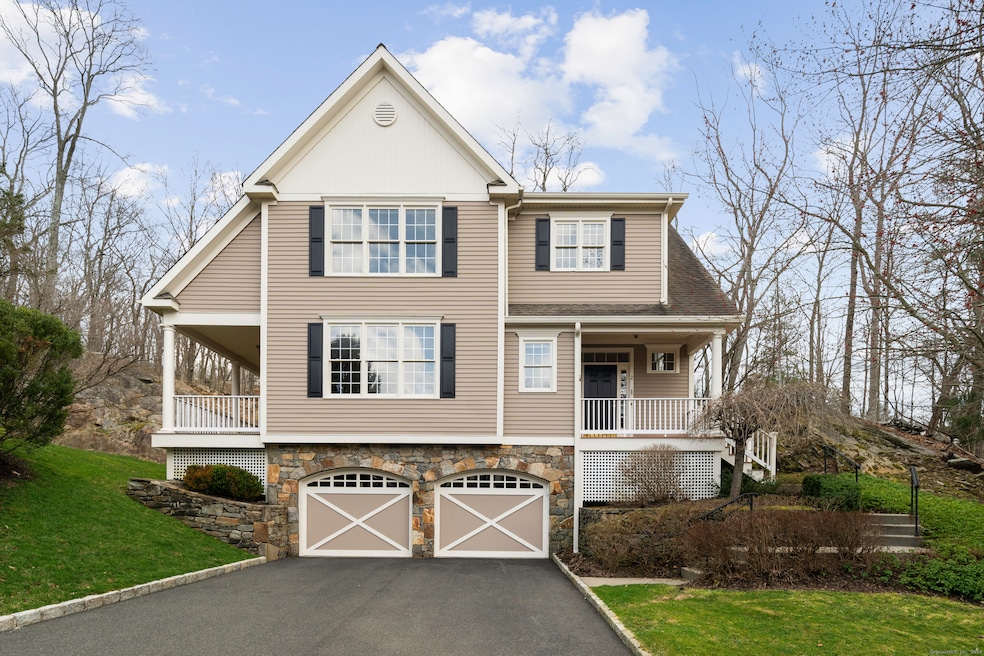 2 Woods Way, Redding, CT 06896 - photo 1