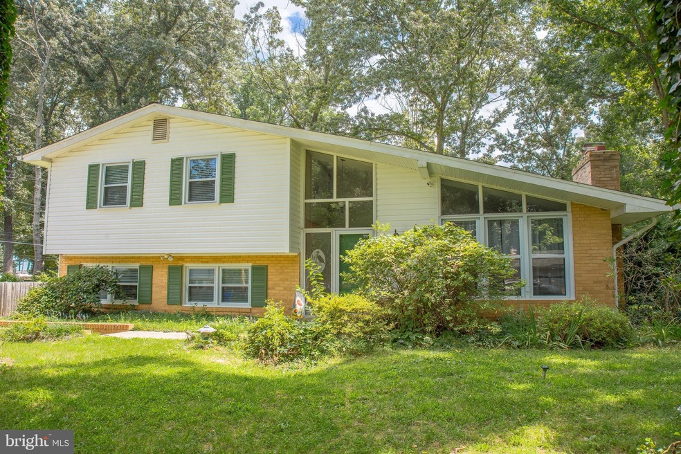 10135 Dogwood Dr, White Plains, MD 20695 - photo 1