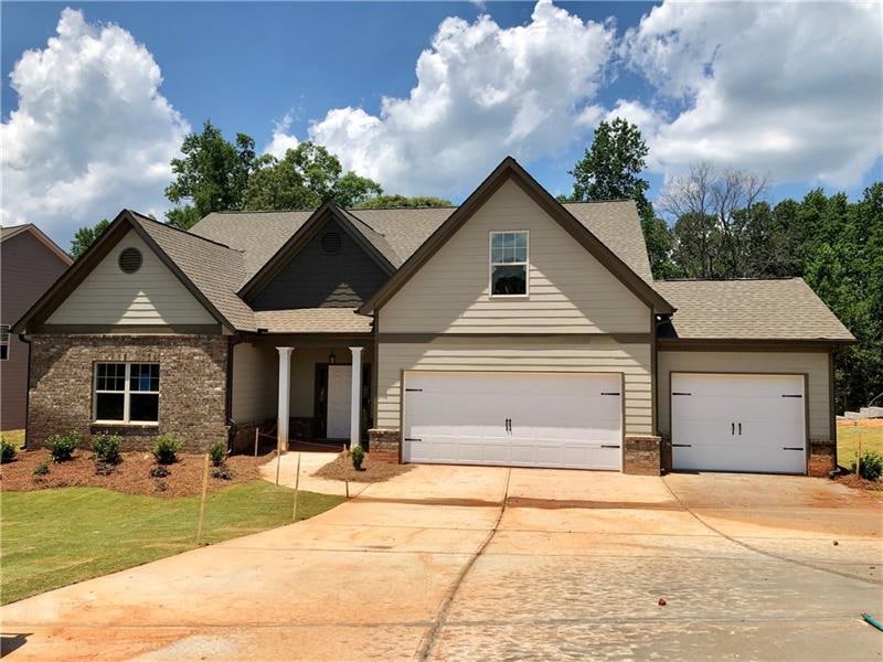 504 Wilbur Dr, Hoschton, GA 30548 - photo 1