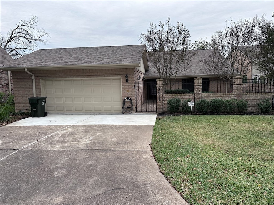 3012 Gleneagles Ct, Bryan, TX 77802 - photo 1