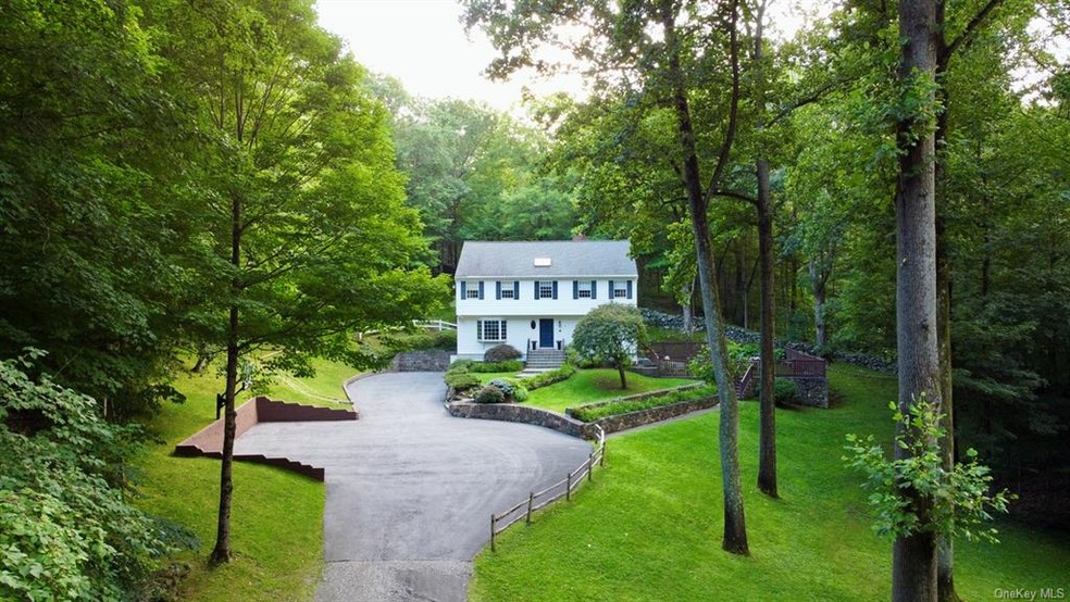 Welcome to 22 Algonquain Trail located at the end 