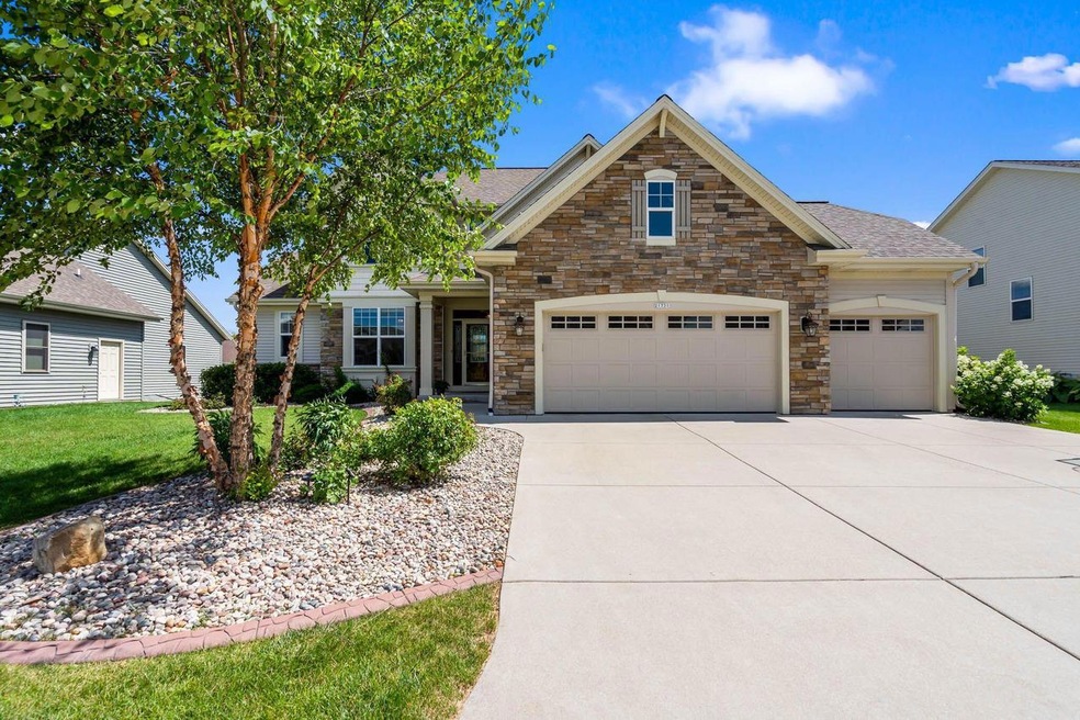 WELCOME HOME!