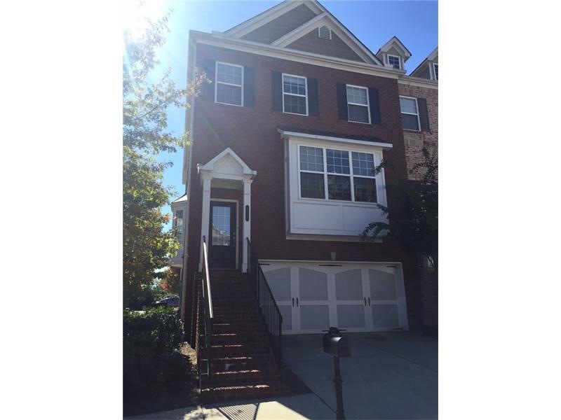 Beautiful Brick Peachtree Corners Townhome!! End U